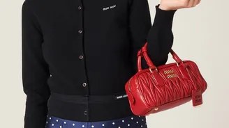 Zapomeňte na tote! Těchto 5 kabelek ovládlo přehlídková mola a musíte je mít